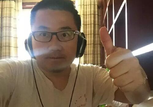 知名電臺主播航志，約你來做近視手術(shù)啦!