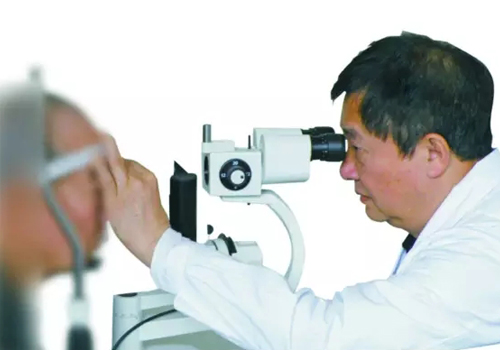 11月24日，全疆大型疑難眼病專(zhuān)家公益會(huì)診活動(dòng)等你參加