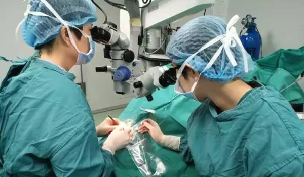 角膜移植，讓他的青春因光明更加完整