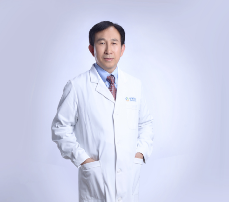 孩子看眼病不用北上廣，國內(nèi)知名專家來疆坐診啦!