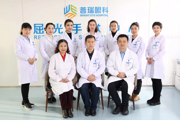 見證并推動屈光手術史20載，他們幫數(shù)萬患者重返了清晰世界